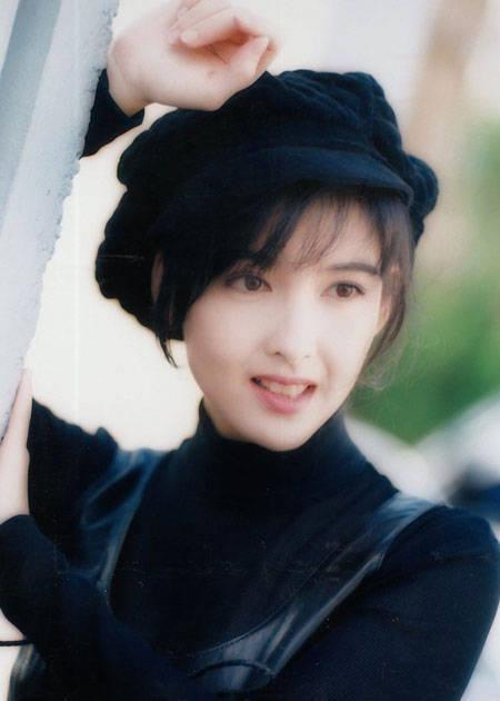 娱乐圈爆料周慧敏,娱乐圈再掀波澜！”